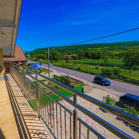 Hotel apartamentowy Khalilah *